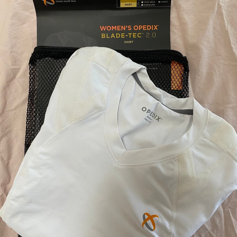 Women's Medium Opedix Kinetic Health Shirt